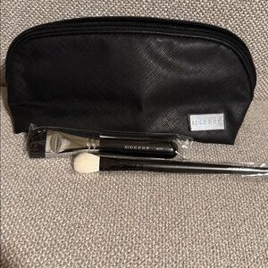 Morphe Black Contour Brush Eyeshadow Brush and Cosmetic Case